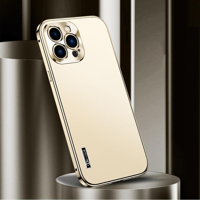 Чехол для iPhone 13 Pro / 13 Pro Max с металлическим каркасом | MK00813