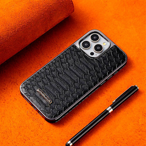 Чехол для iphone 15 Pro 15 Pro Max  со змеиным рисунком | MK02625