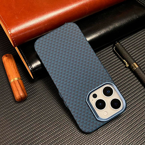 Чехол Iphone 16 Pro | MK03058