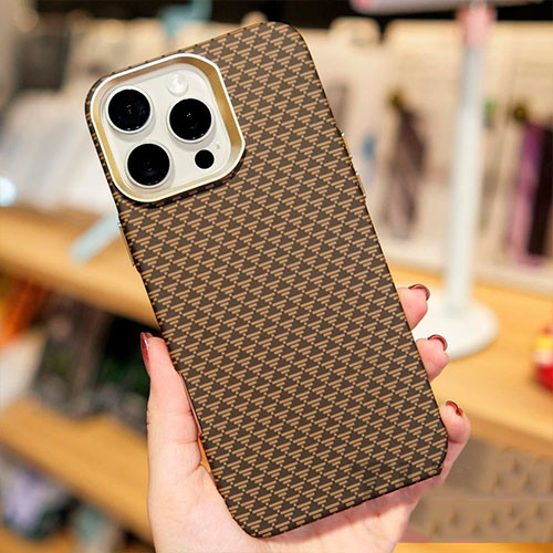 Чехол Iphone 16 Pro | MK03058