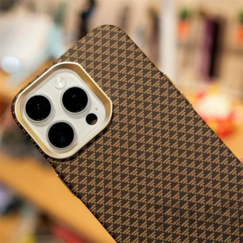 Чехол Iphone 16 Pro | MK03058