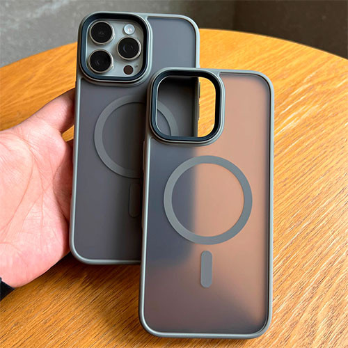 Чехол для iPhone 15 Pro magsafe | MK03133